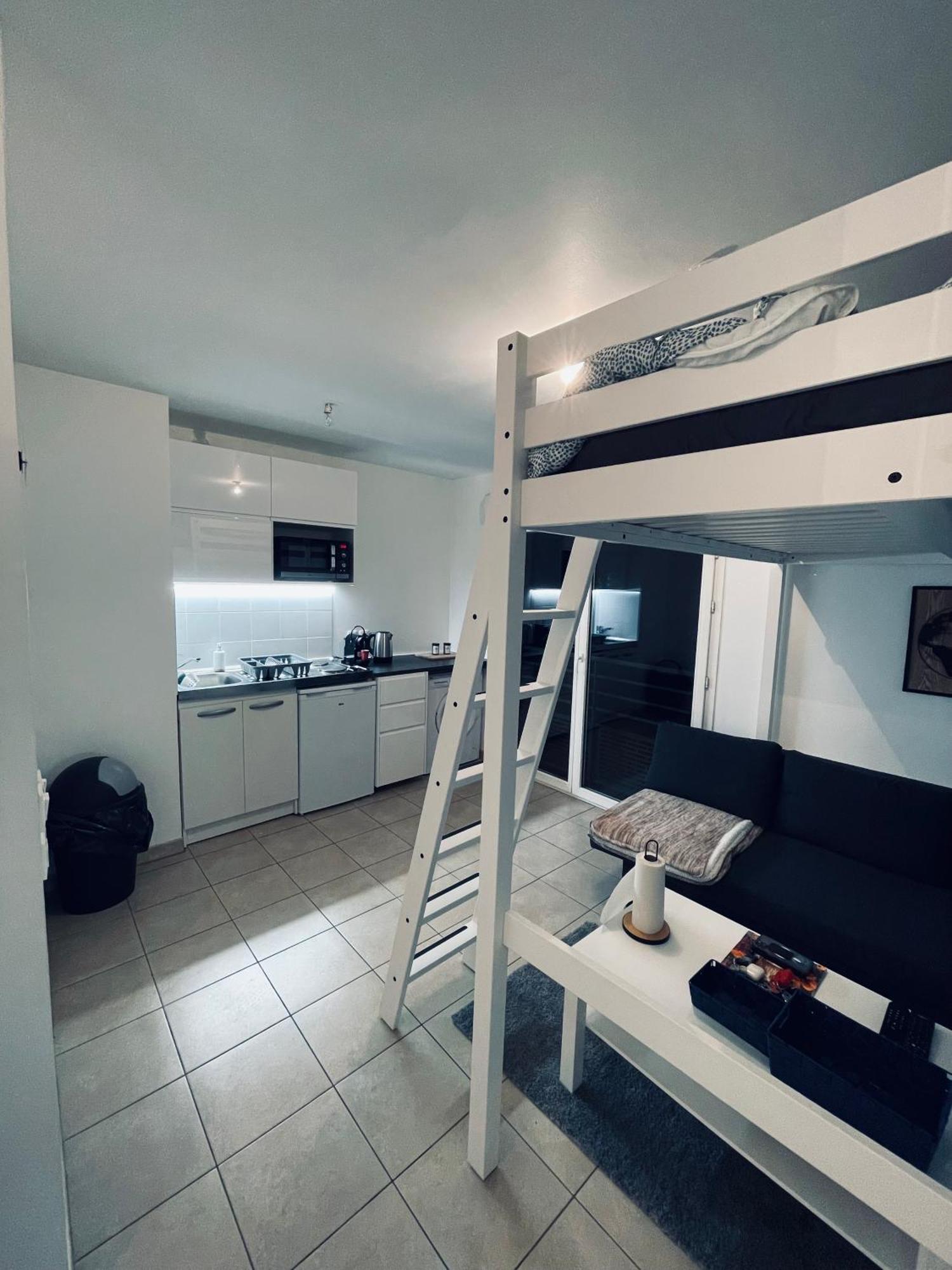 Appartement Lahcen Thorigny-sur-Marne Eksteriør billede
