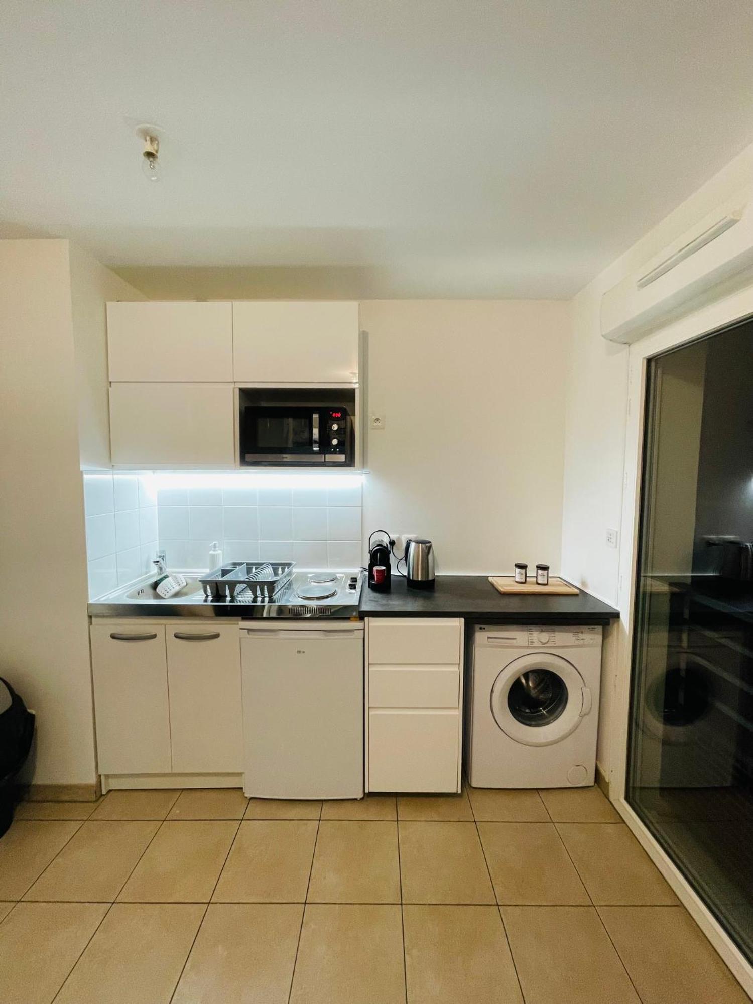 Appartement Lahcen Thorigny-sur-Marne Eksteriør billede